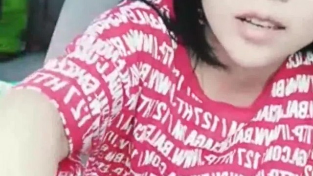 Internet celebrity female anchor and rich male fan who likes to fuck in the butthole have sex outdoors - XMOREX.COM